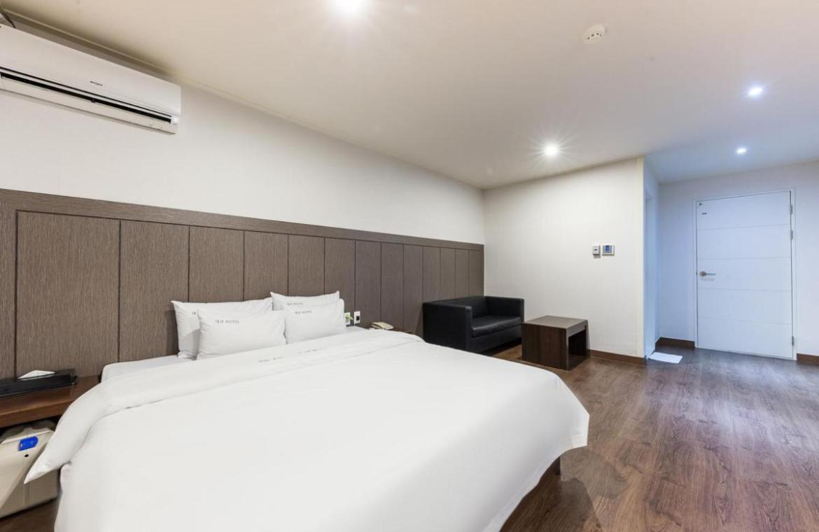Daesan Hotel Seosan Exterior foto