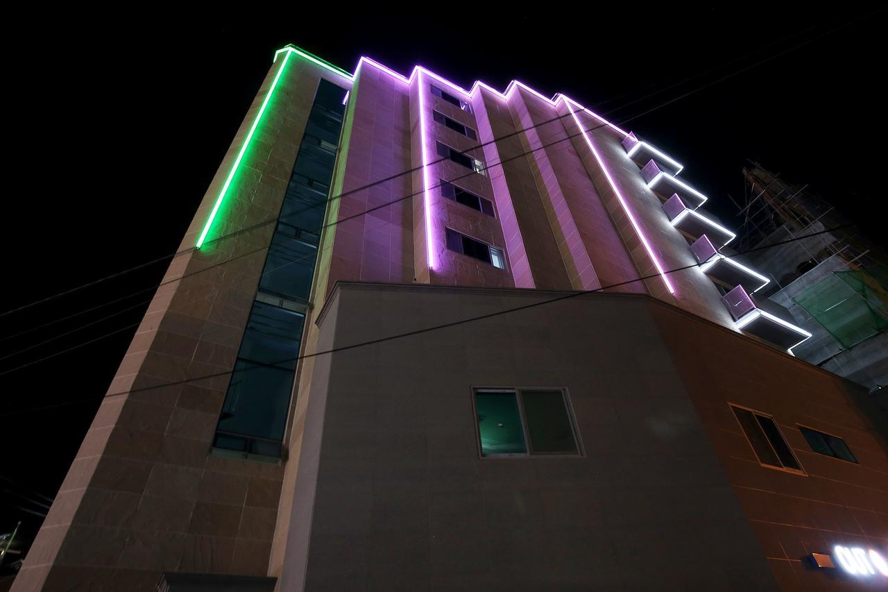 Daesan Hotel Seosan Exterior foto